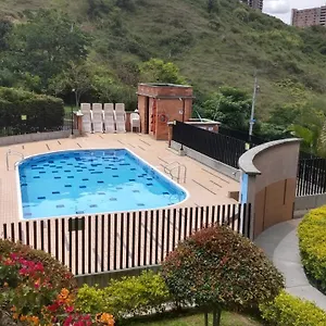 Apartamento Amoblado Altos De Calasanz Apartamento