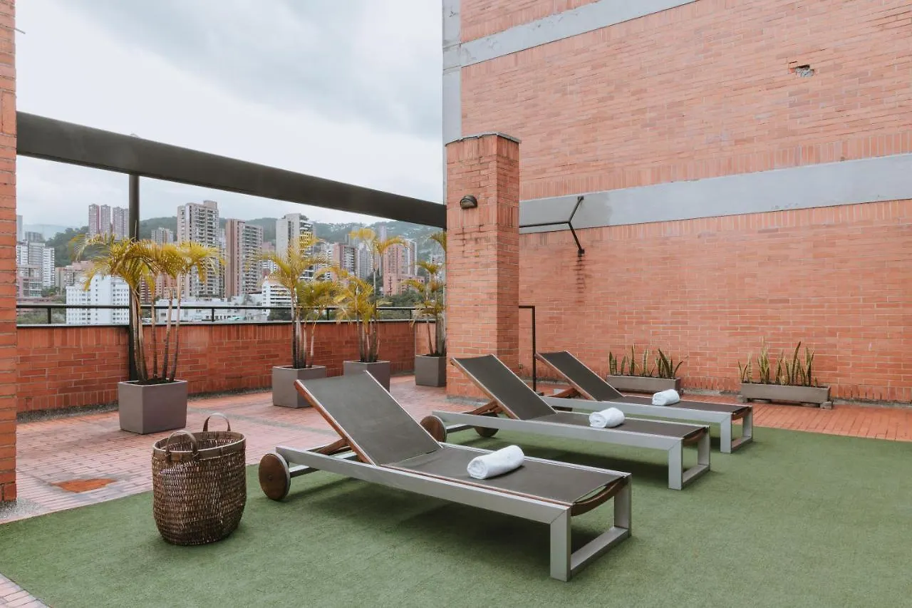Travelers Orange Suites Medellin 4*,  Colombia