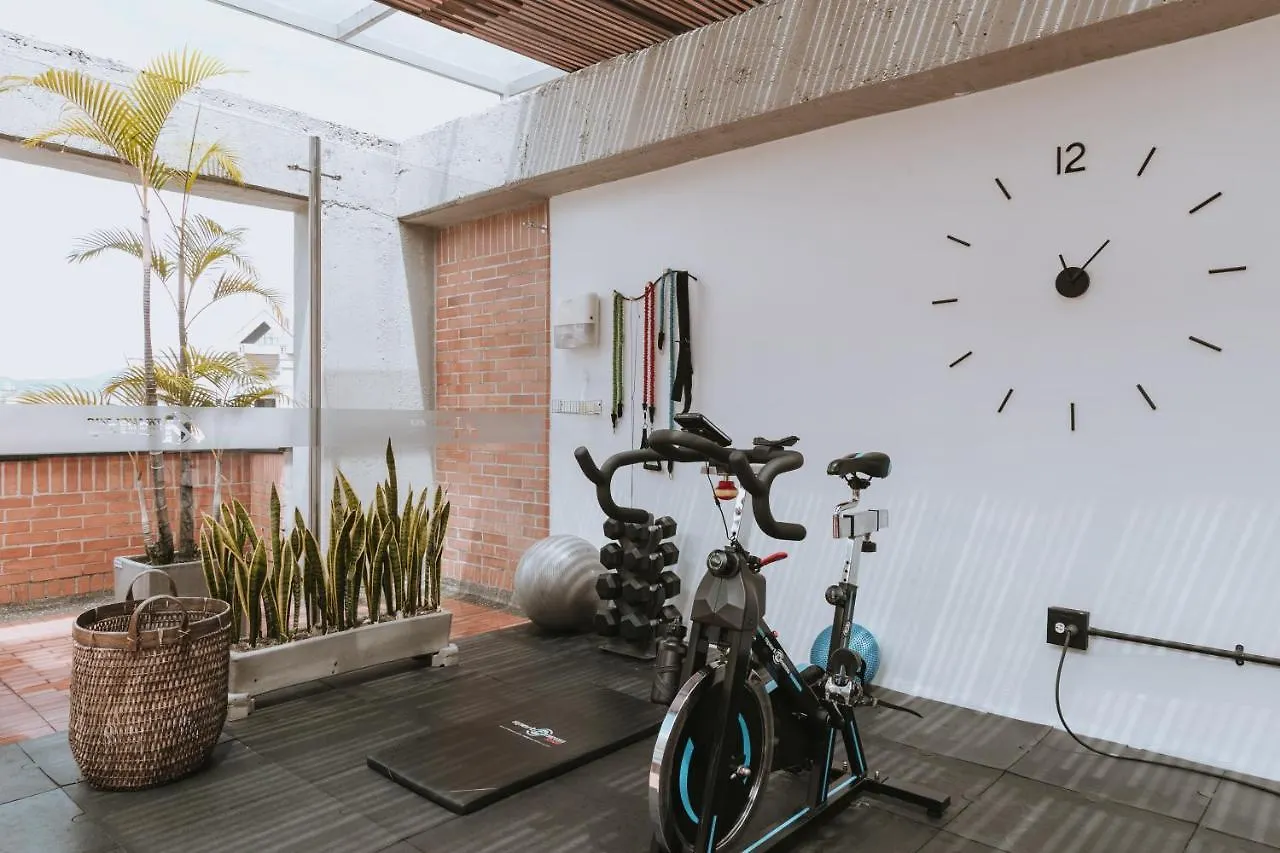 Hotel Travelers Orange Suites Medellin