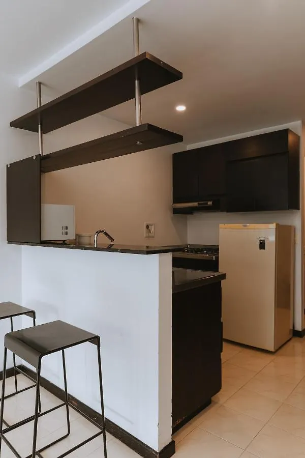 Travelers Orange Suites Medellin 4*,