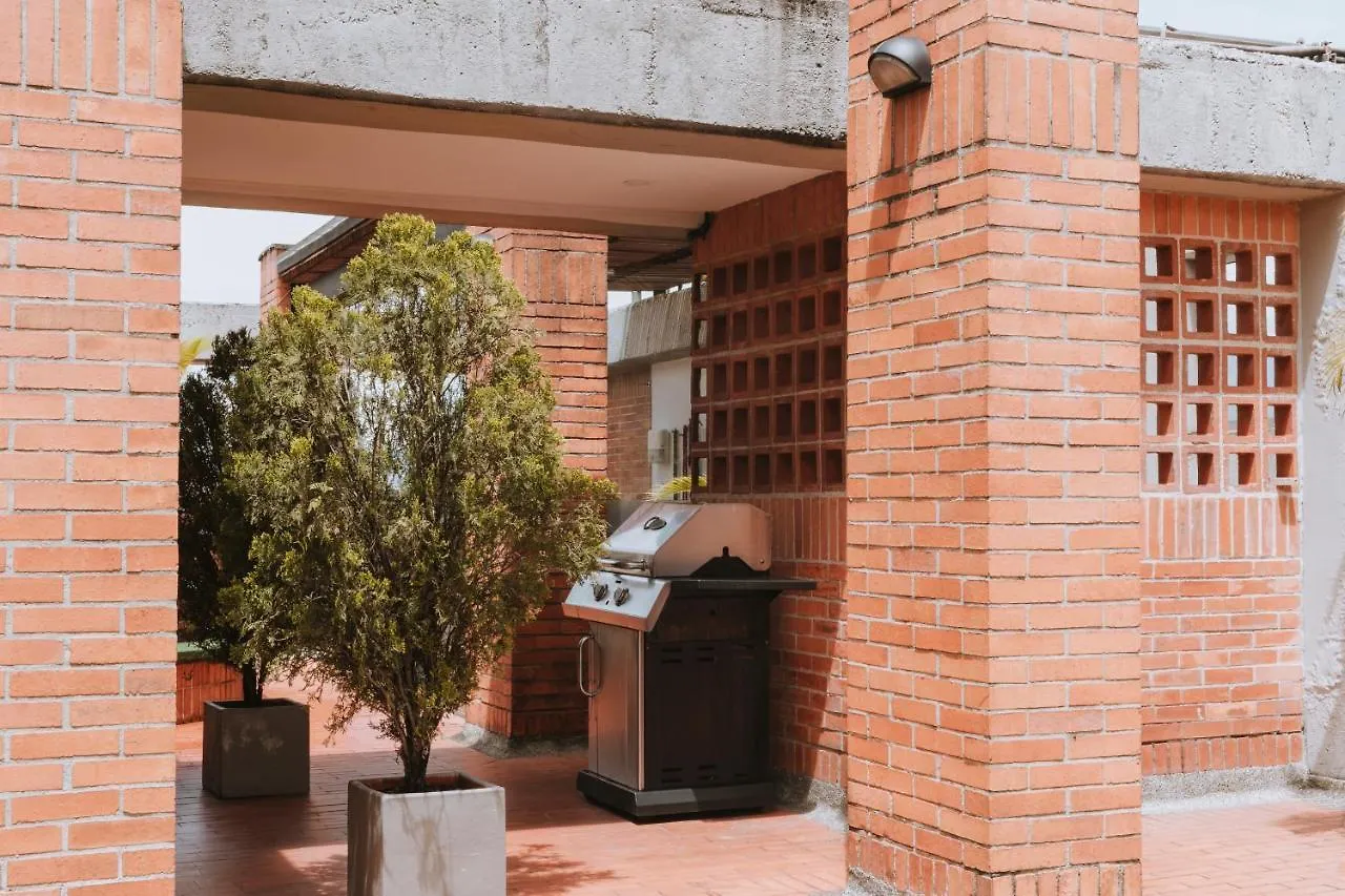 **** Hotel Travelers Orange Suites Medellin Colombia