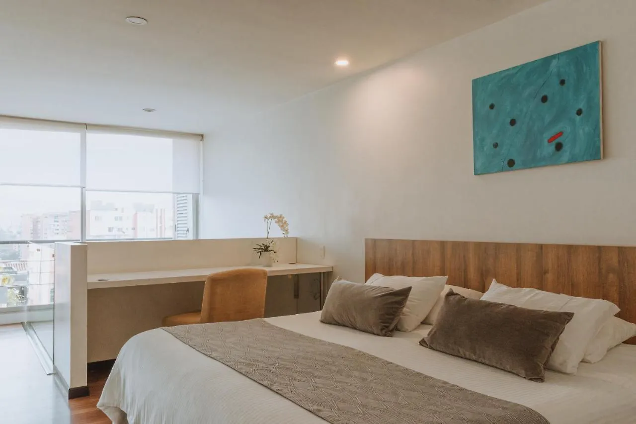 Travelers Orange Suites Medellin 4*,