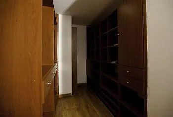 Travelers Orange Suites Medellin Hotel