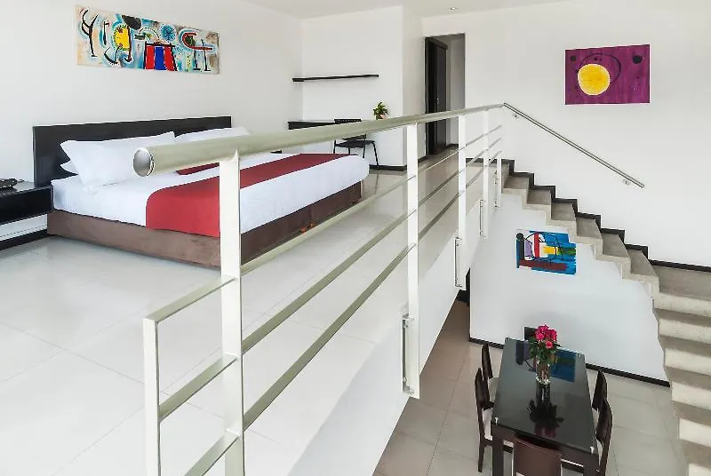 Travelers Orange Suites Medellin 4*,  Colombia