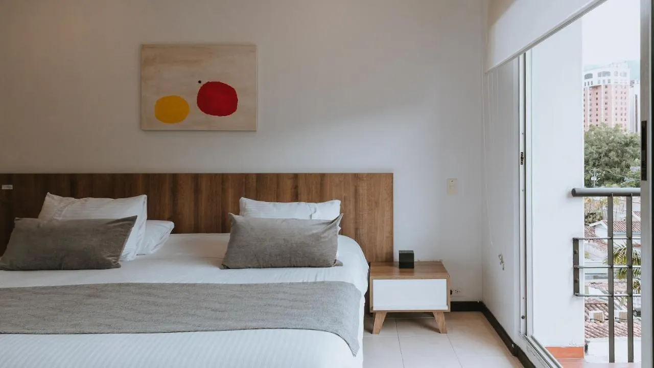 Travelers Orange Suites Medellin 4*,  Colombia